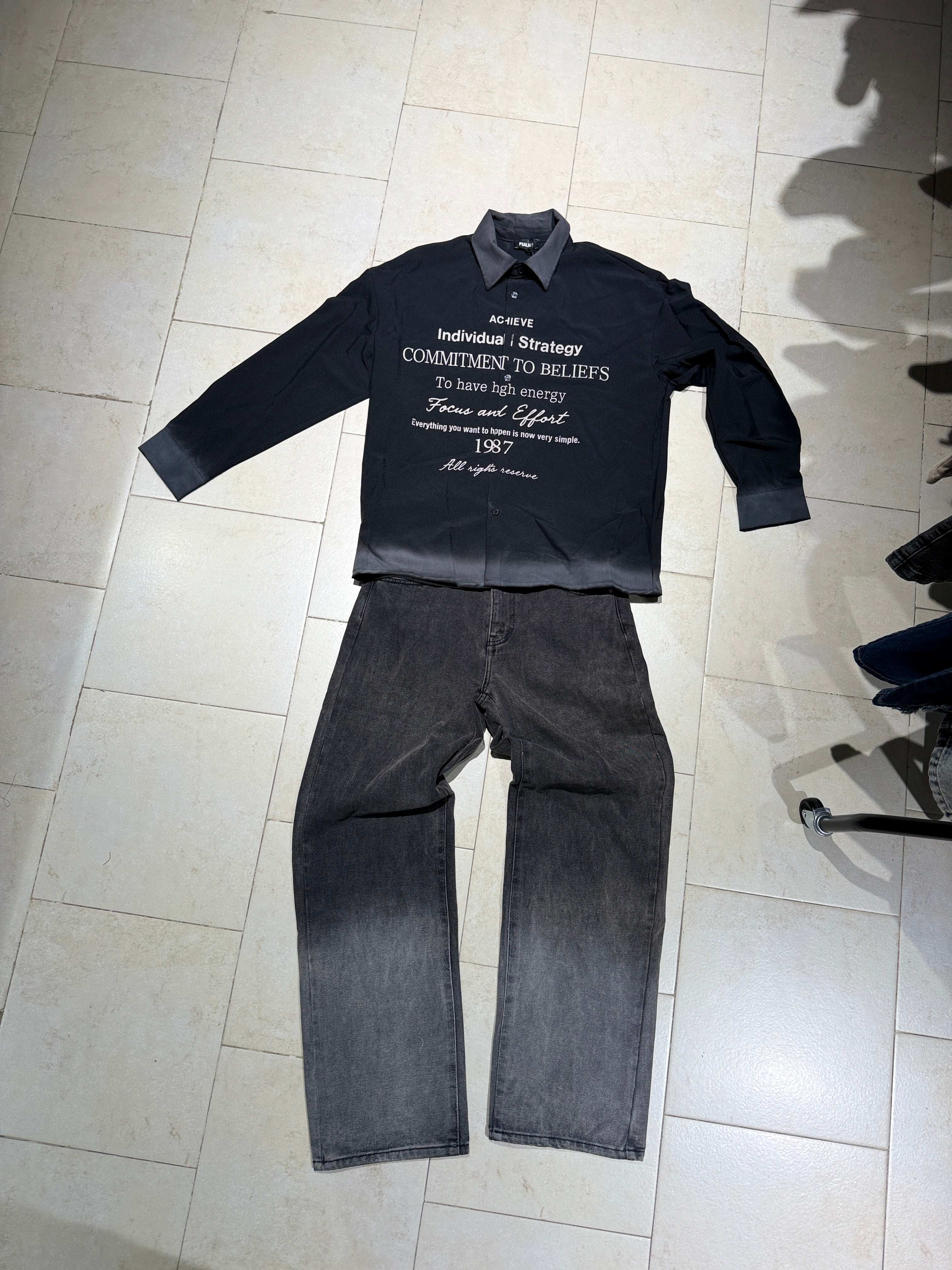 Outfit camicia/baggy