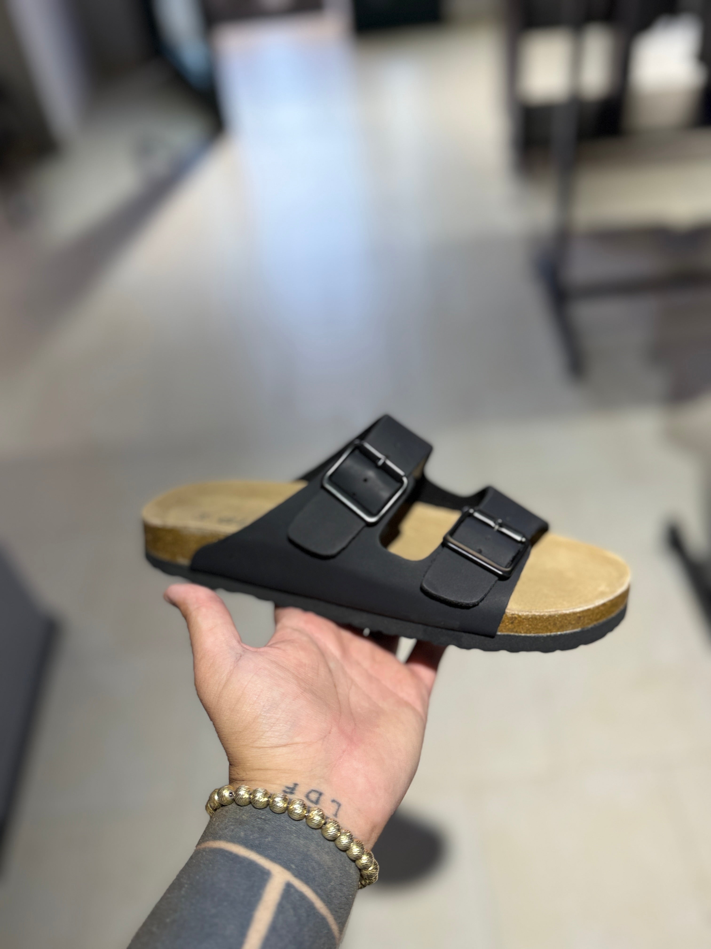 Sandali mod brek